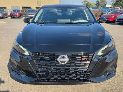 New 2026 Nissan Altima 2.5 SR FWD image 6