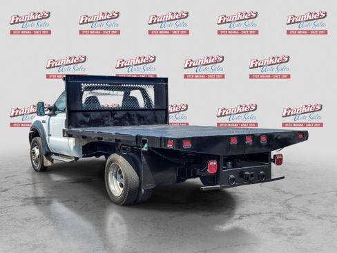 Used 2006 Ford F450 2WD Regular Cab Super Duty image 3