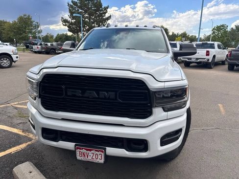 Used 2022 RAM 3500 Limited AWD/4WD image 2