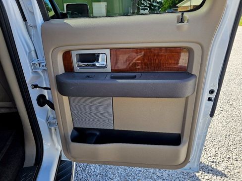 Used 2010 Ford F150 Lariat AWD/4WD image 32