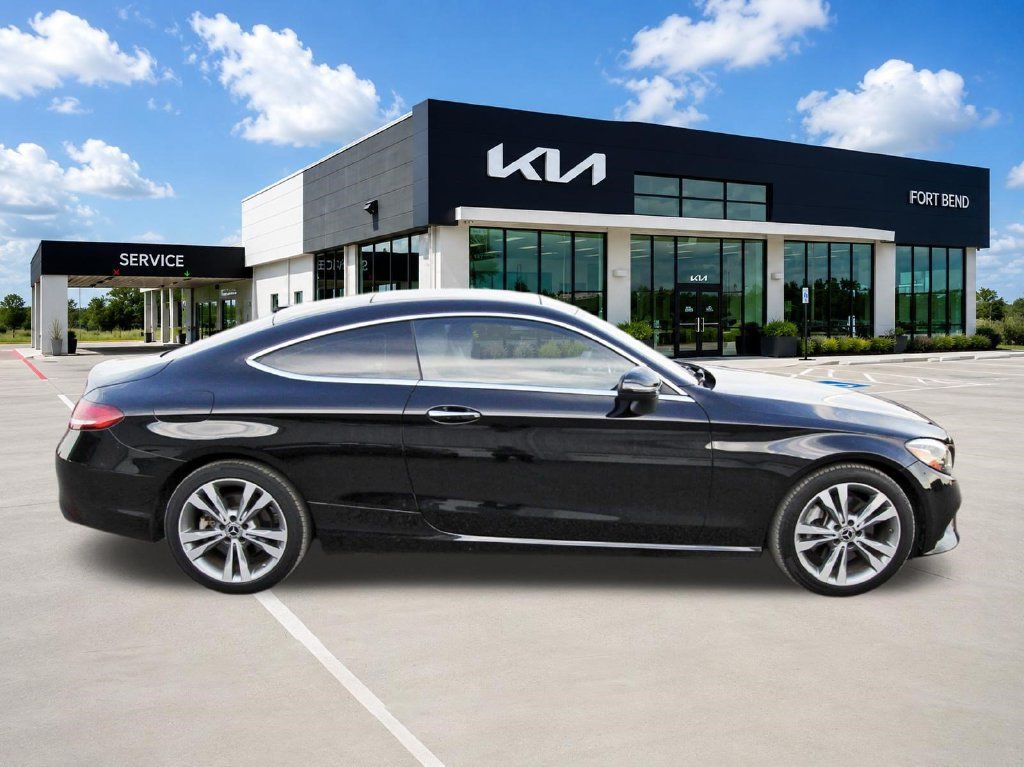 Used 2019 Mercedes-Benz C 300 Coupe image 4