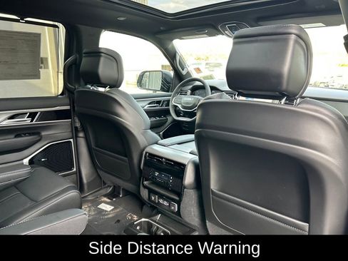 New 2026 Jeep Grand Wagoneer L Limited AWD/4WD image 35