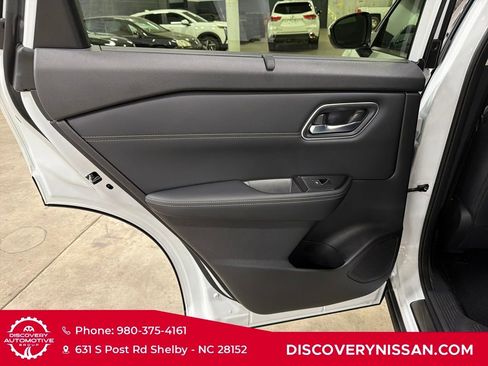 New 2026 Nissan Rogue Platinum w/ Platinum Premium Package image 31