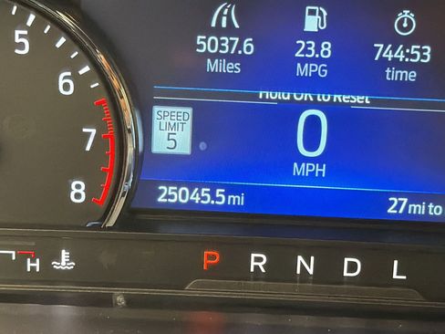 Certified 2023 Ford Explorer ST-Line AWD/4WD image 18