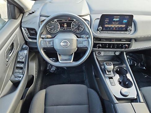 Certified 2025 Nissan Rogue S image 12