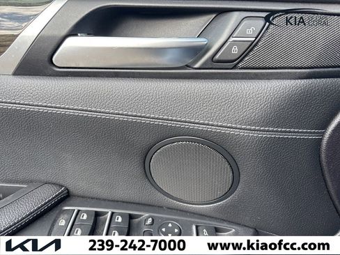 Used 2017 BMW X4 M40i image 18