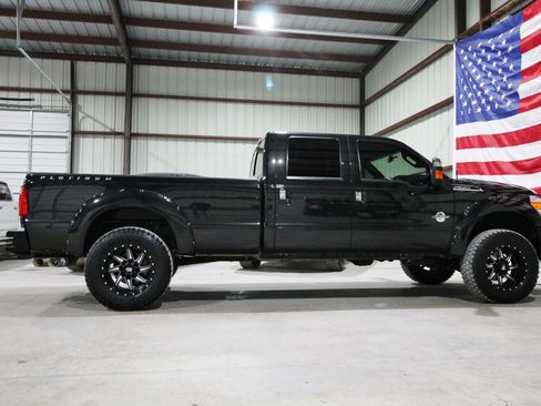 Used 2015 Ford F350 Platinum image 13