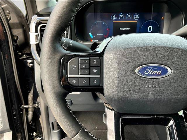 Used 2026 Ford F250 Lariat w/ Black Appearance Package AWD/4WD image 18