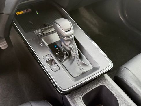 Used 2026 Toyota Corolla Cross XLE w/ Convenience Package image 20