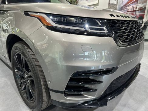 Used 2019 Land Rover Range Rover Velar R-Dynamic SE AWD/4WD image 21