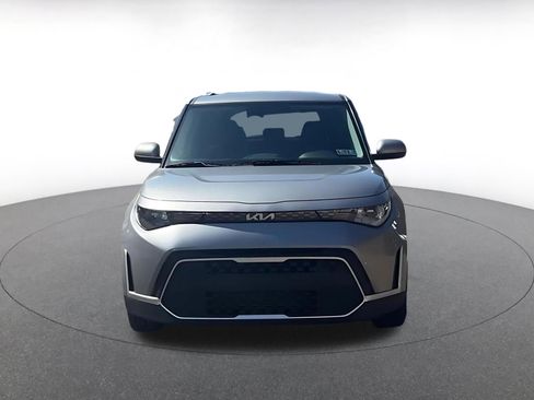 Used 2025 Kia Soul LX w/ LX Technology Package image 4