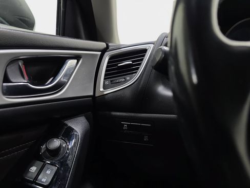 Used 2018 MAZDA MAZDA3 Touring FWD image 26