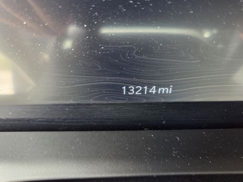 Used 2024 Jeep Grand Cherokee L Altitude RWD image 24