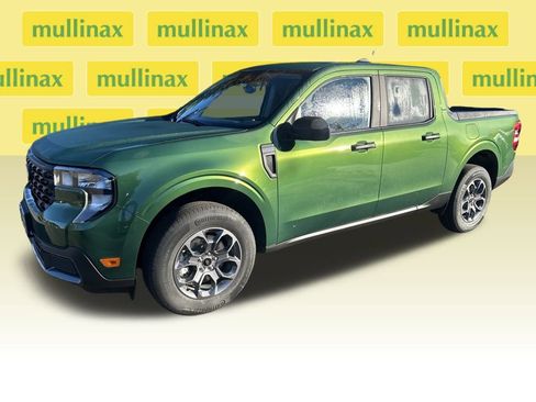 New 2025 Ford Maverick XLT w/ XLT Luxury Package image 9