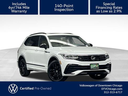 Certified 2022 Volkswagen Tiguan SE R-Line image 1
