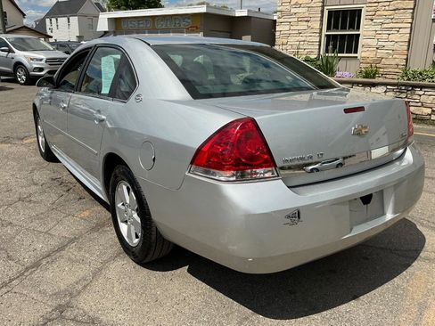 Used 2009 Chevrolet Impala LT FWD image 5