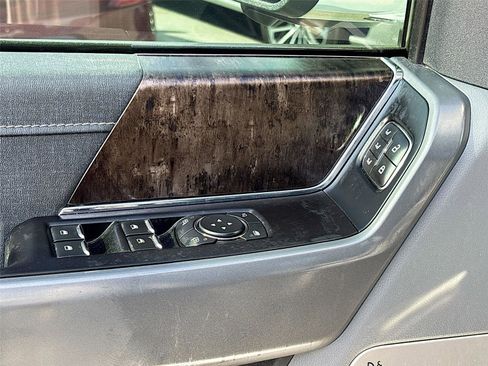 Used 2021 Ford F150 Lariat w/ Equipment Group 502A High image 19