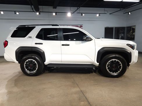 Certified 2025 Toyota 4Runner TRD Off-Road Premium w/ Tow Technology Package image 8