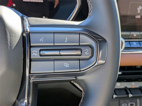 New 2026 GMC Canyon AT4 image 16