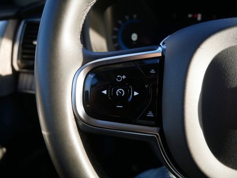 Certified 2023 Volvo XC90 B6 Ultimate w/ Lounge Package image 25