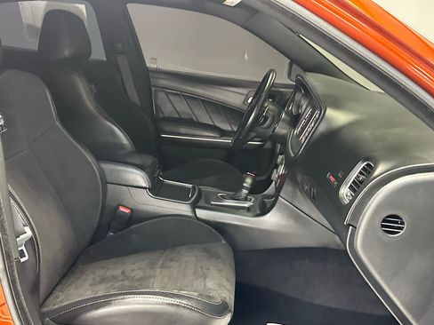 Used 2022 Dodge Charger Scat Pack RWD image 13