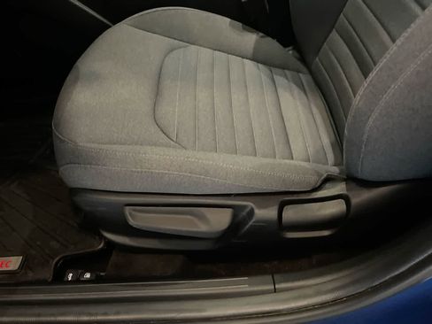 Used 2025 Kia K4 EX image 12