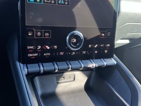 New 2026 GMC Terrain AT4 w/ Convenience Package III image 22