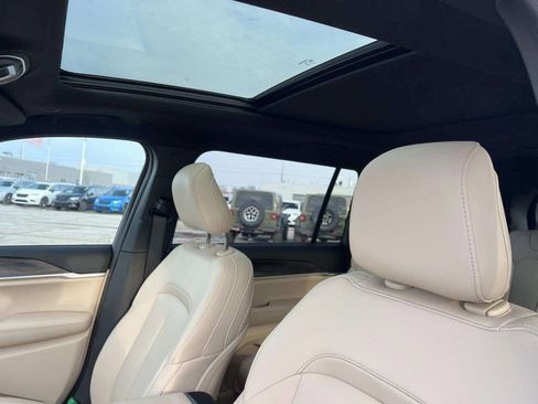 New 2026 Jeep Grand Cherokee L Limited image 10