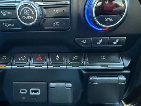 Used 2021 Chevrolet Silverado 1500 LTZ w/ LTZ Premium Package image 52