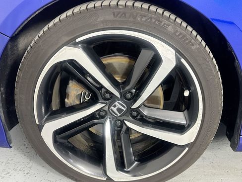 Used 2018 Honda Accord Sport image 37