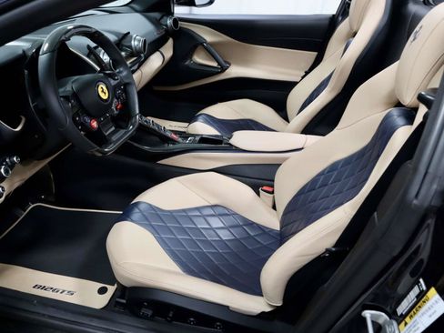 Certified 2023 Ferrari 812 GTS RWD image 17