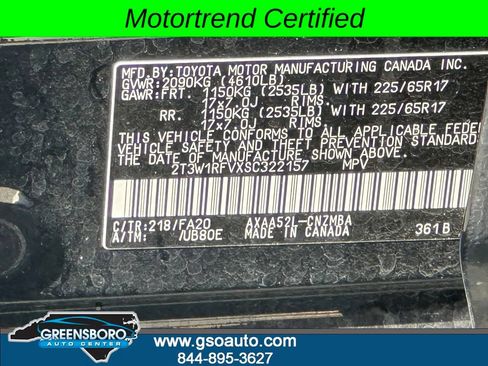 Used 2025 Toyota RAV4 XLE FWD image 40