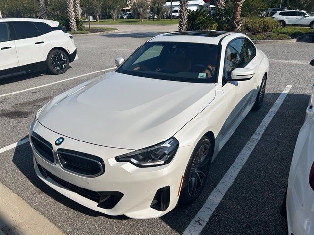 Used 2025 BMW 230i Coupe w/ Convenience Package RWD image 5
