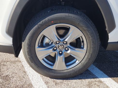 New 2025 Toyota RAV4 XLE w/ Blackout Package (GST) image 13