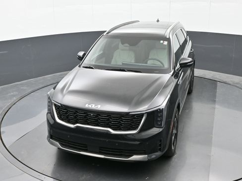 Used 2025 Kia Sorento SX Prestige AWD/4WD image 36