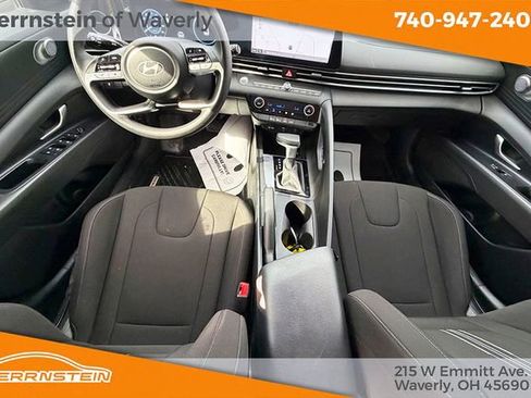 Used 2024 Hyundai Elantra SEL FWD image 10