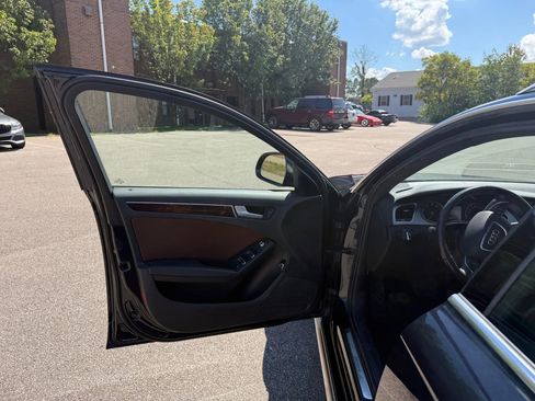 Used 2014 Audi A4 Premium w/ Lighting Package image 32