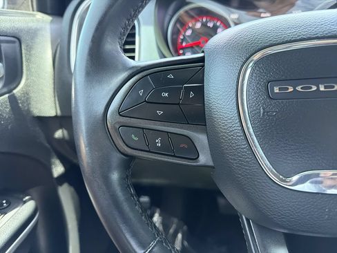 Used 2020 Dodge Charger SXT RWD image 25