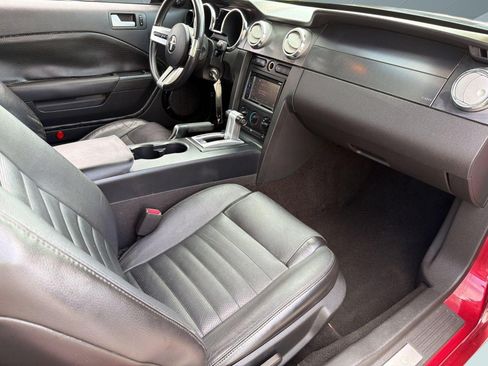 Used 2007 Ford Mustang GT RWD image 21