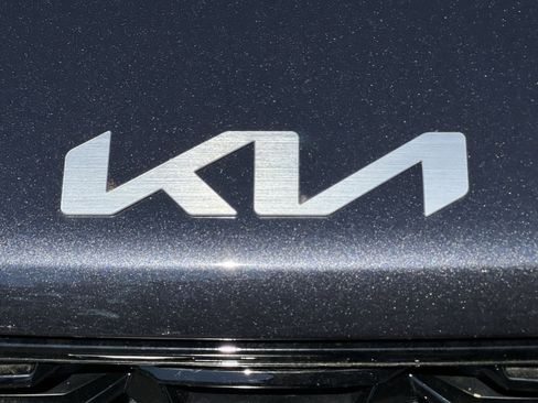 New 2026 Kia Sorento S AWD/4WD image 12