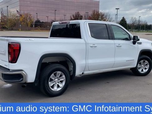 Used 2024 GMC Sierra 1500 SLE image 9