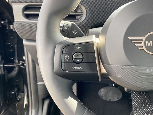 Used 2026 MINI Cooper 2-Door Hardtop FWD image 27