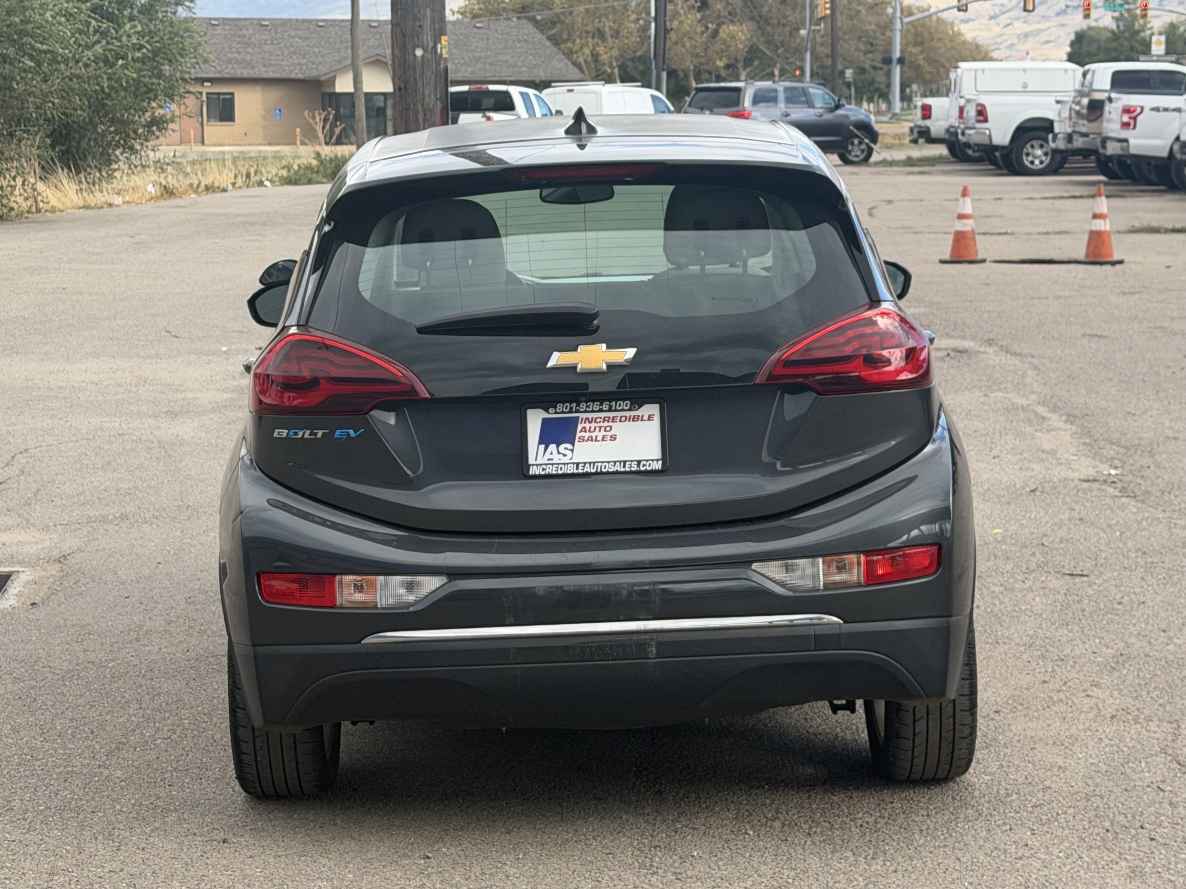 Used 2017 Chevrolet Bolt LT FWD image 5