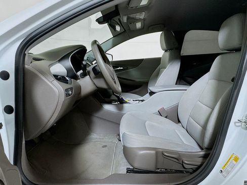 Certified 2022 Chevrolet Malibu LS FWD image 18