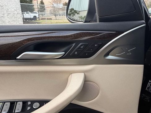 Used 2023 BMW X3 xDrive30i w/ Convenience Package image 16