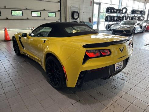 Used 2016 Chevrolet Corvette Z06 w/ 3LZ Preferred Equipment Group image 6
