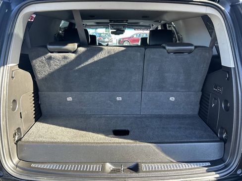 Used 2018 GMC Yukon Denali w/ Denali Ultimate Package AWD/4WD image 23