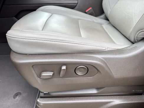 Used 2024 Chevrolet Tahoe Z71 image 41