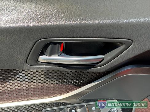 Used 2019 Toyota C-HR Limited FWD image 20