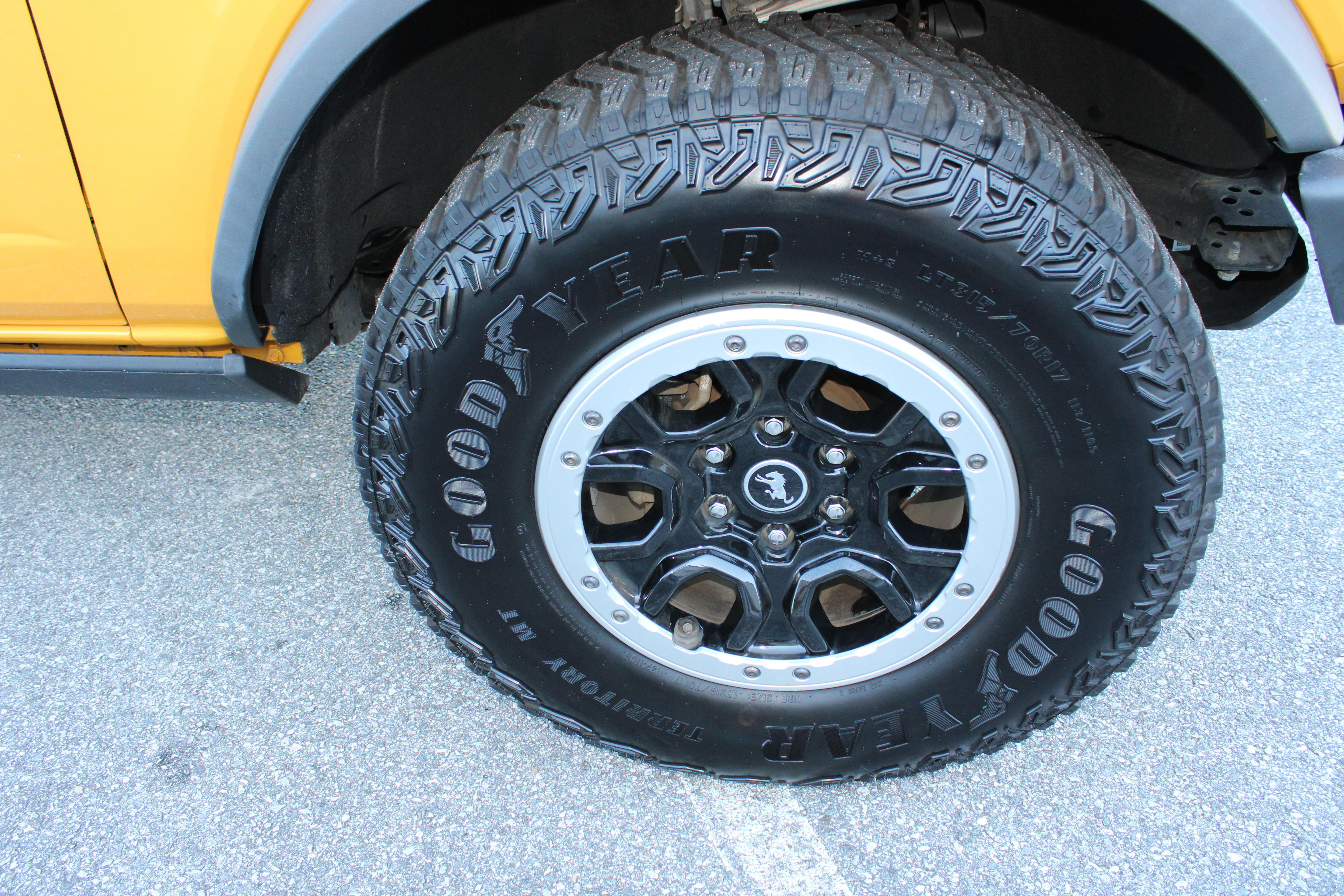 Used 2022 Ford Bronco Badlands AWD/4WD image 9
